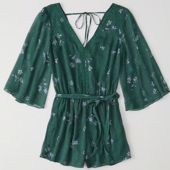 Abercrombie & Fitch Pants - A&F BELL-SLEEVE ROMPER
